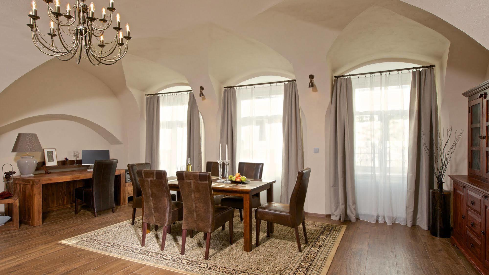Redfoxapartment